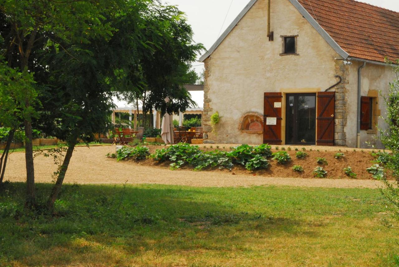 Village Toue Du Domaine Des Demoiselles Chassenard Εξωτερικό φωτογραφία